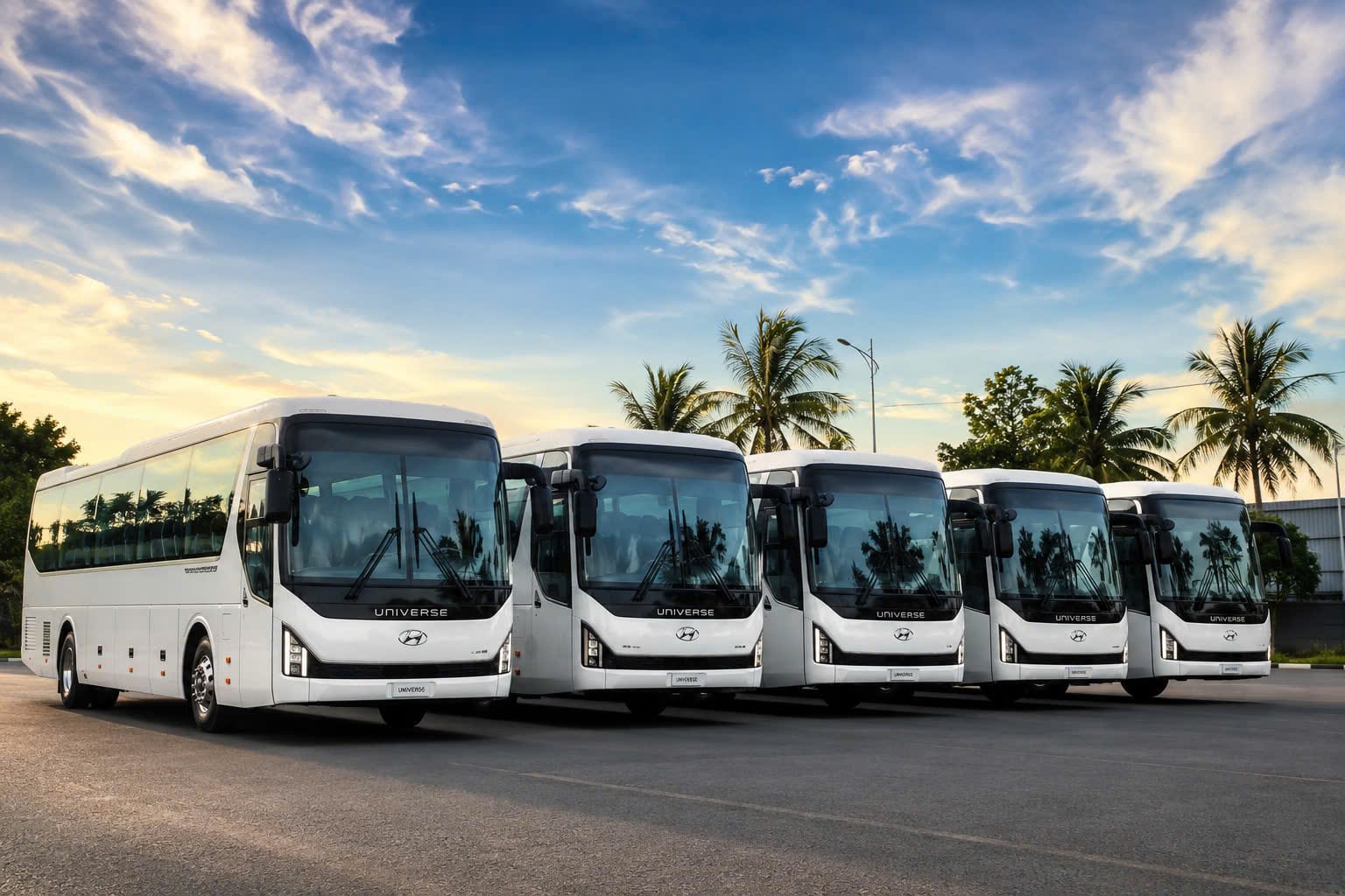 Thuê xe 45 chỗ có tài xế minhlecar.vn