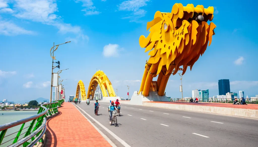 Thuê xe sài gòn đi đà nẵng xe 4 7 16 29 45 chỗ có tài xế cầu rồng đà nẵng