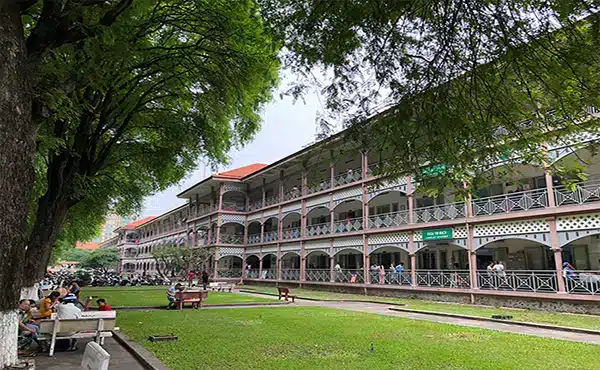 thuê xe đi địa đạo củ chi